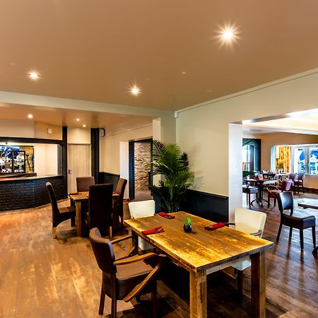 Springfield Hotel & Health Club Halkyn Extérieur photo