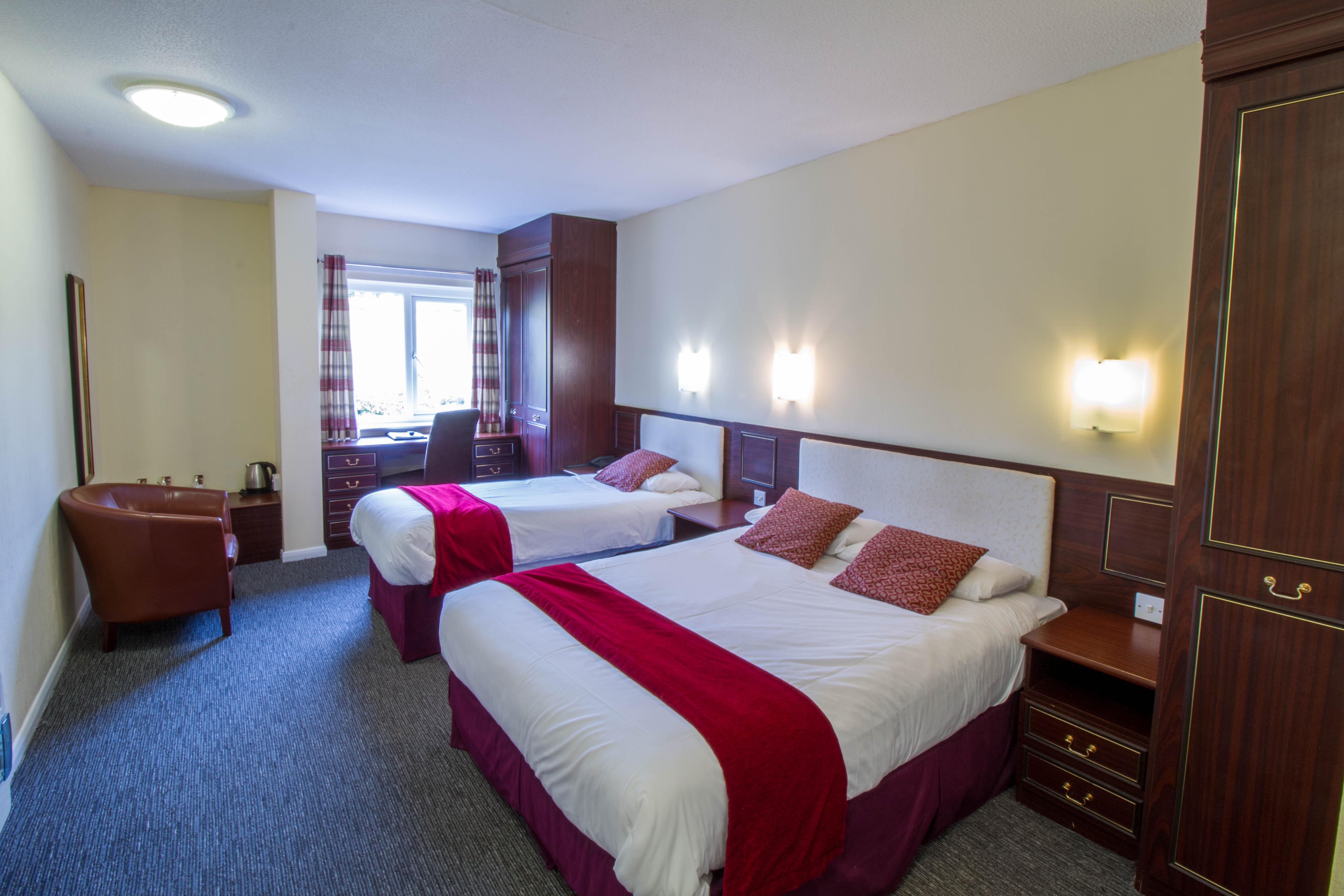 Springfield Hotel & Health Club Halkyn Extérieur photo