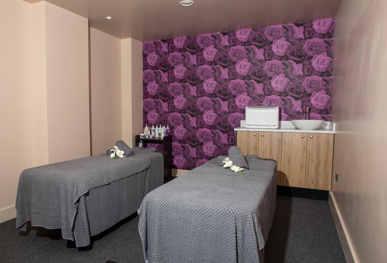 Springfield Hotel & Health Club Halkyn Extérieur photo