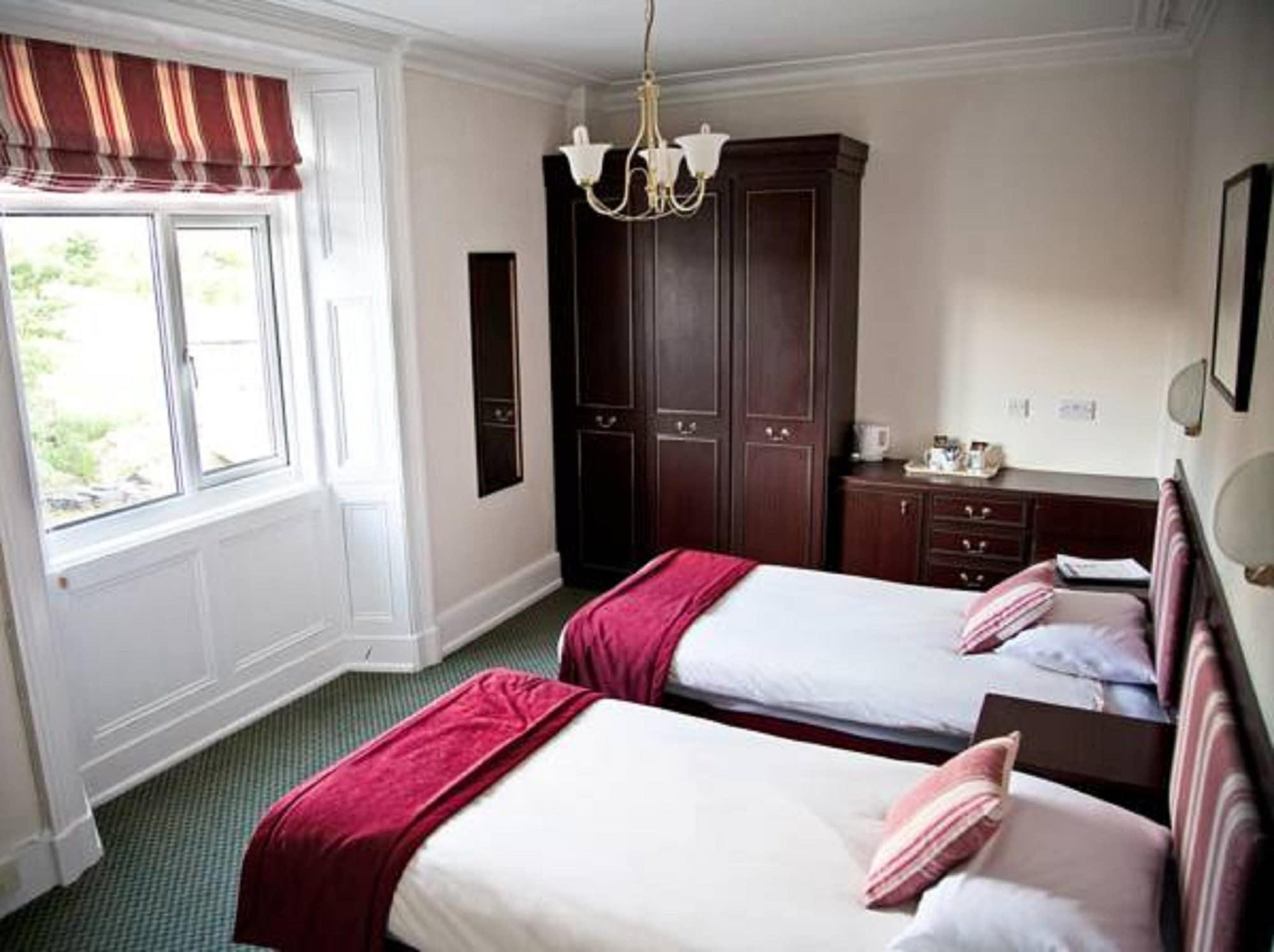 Springfield Hotel & Health Club Halkyn Extérieur photo