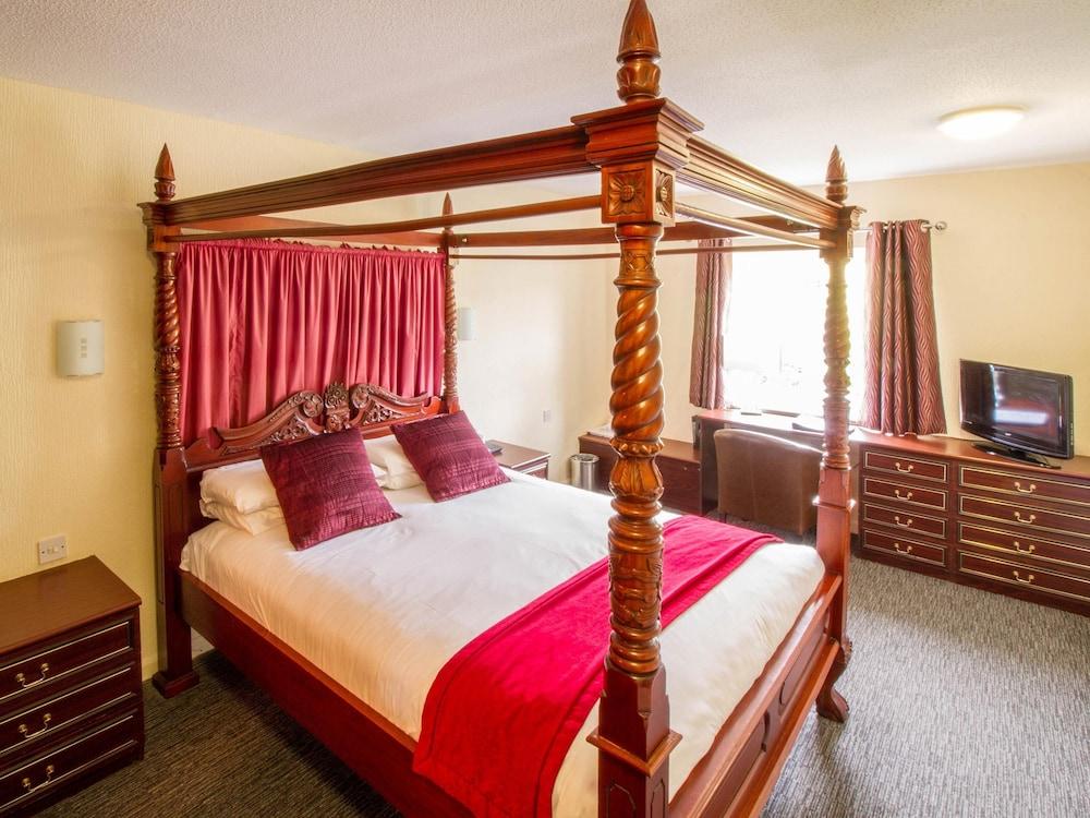 Springfield Hotel & Health Club Halkyn Extérieur photo