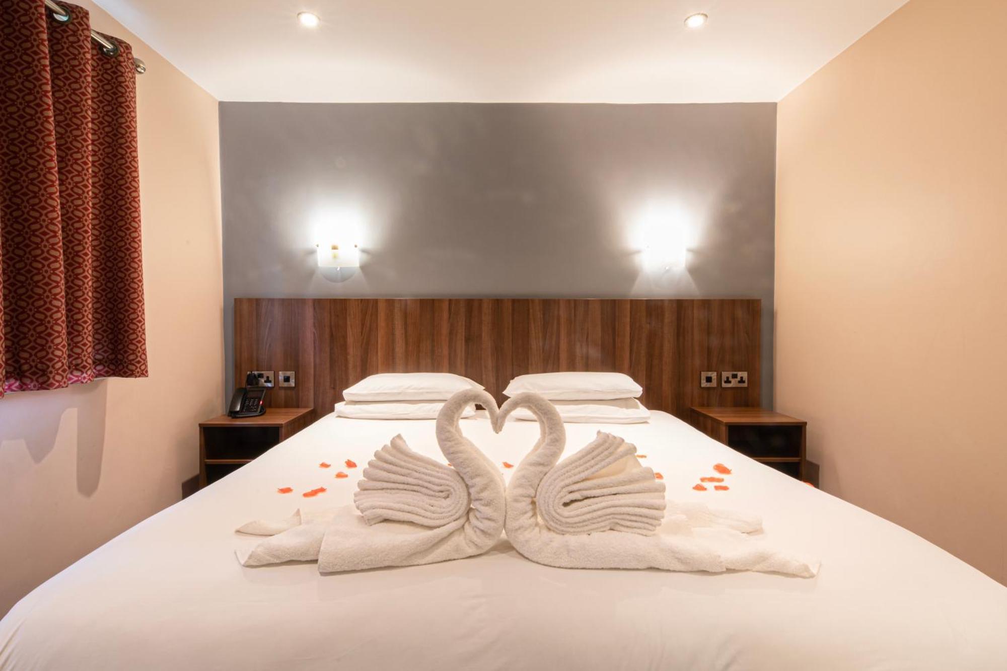 Springfield Hotel & Health Club Halkyn Extérieur photo