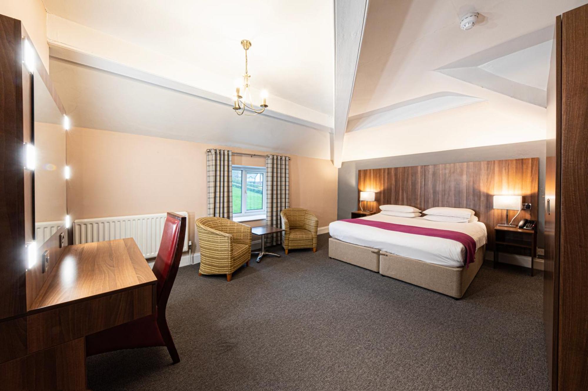 Springfield Hotel & Health Club Halkyn Extérieur photo