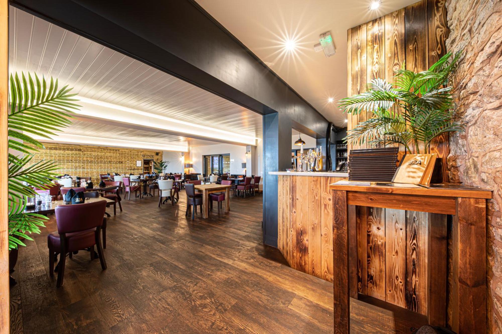 Springfield Hotel & Health Club Halkyn Extérieur photo