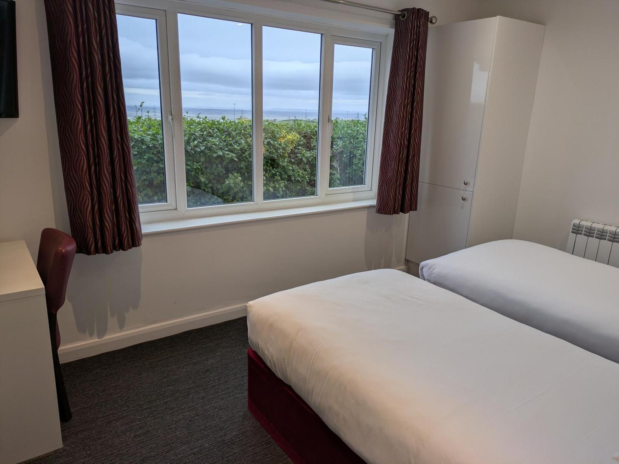 Springfield Hotel & Health Club Halkyn Extérieur photo